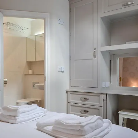 4 Harney Peak Semesterbostad *